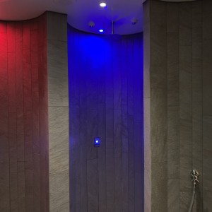 zdjęcie sauna obiekt wellness budynek oświetlenie prysznicowe raj kąpielowy łąka lodowa gettynia ogień sauna lodowa grupa zdjęcie sauna obiekt wellness budynek oświetlenie prysznicowe raj kąpielowy łąka lodowa gettynia ogień sauna lodowa grupa