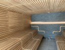 bild7 sauna bank geschwungen banklatten montage wellness anlage bau gerolsbad pfaffenhofen fire ice sauna group