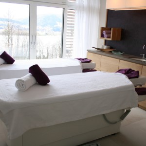 photo6 lounger massage room beauty furniture facility construction wellness hotel tegernsee fire ice sauna group