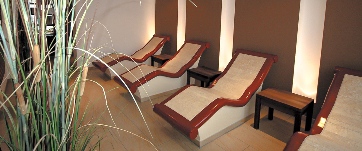 fire-ice-sauna goup bodenkirchen heated benches wellness u relaxe slider top