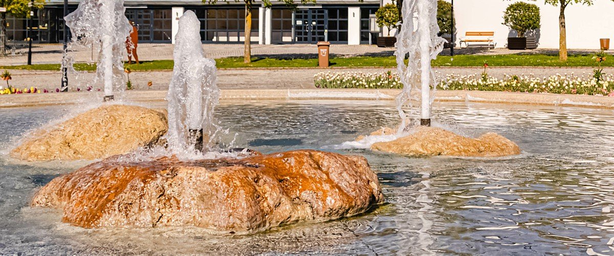 Огонь-лед-сауна Goup Bodenkirchen Fountain Systems Wellness u Relaxe Slider Top