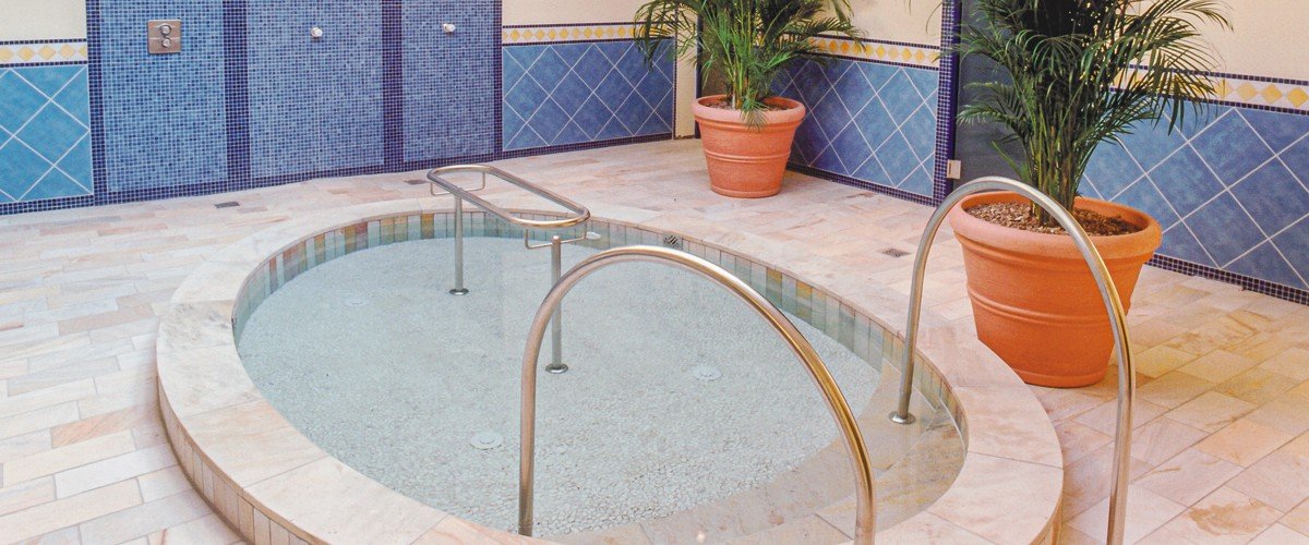 fire-ice-sauna goup bodenkirchen therapy &amp; treading pool cool down slider top